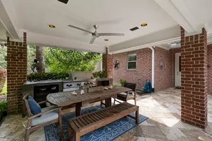 7 Silverloch Ct, Sugar Land, TX 77479 - Photo 47
