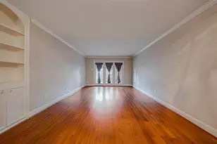 12967 Trail Hollow Dr, Houston, TX 77079 - Photo 9