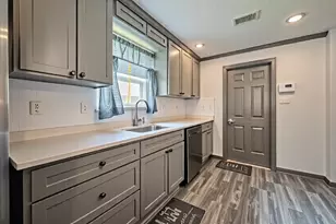 7706 Ashmole Ln, Houston, TX 77088 - Photo 7