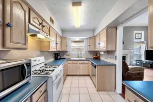 17314 Edenbridge Ct, Spring, TX 77379 - Photo 15