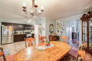 74 Cayenne Common, Lake Jackson, TX 77566 - Photo 17