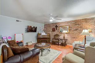 74 Cayenne Common, Lake Jackson, TX 77566 - Photo 9