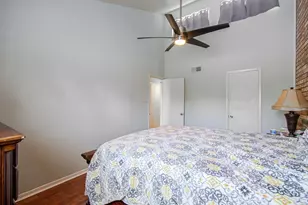 74 Cayenne Common, Lake Jackson, TX 77566 - Photo 31