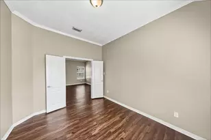 2225 Highland Hills Dr, Conroe, TX 77304 - Photo 15