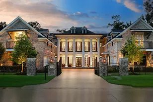25 Doe Run Dr, The Woodlands, TX 77380 - Photo 1