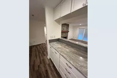 1880 White Oak Drive #141, Houston, TX 77009 - Photo 11