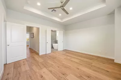 6302 Chelsea Falls Lane, Houston, TX 77008 - Photo 15