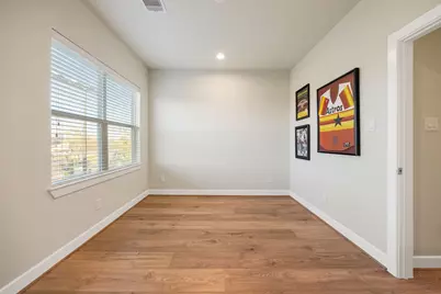 6302 Chelsea Falls Lane, Houston, TX 77008 - Photo 23