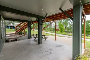 581 Northwood Dr, Point Blank, TX 77364 - Photo 5