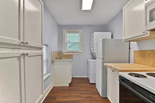 909 28th St, Galveston, TX 77550 - Photo 7