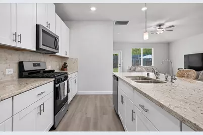 18099 Martin Pines Drive, Conroe, TX 77316 - Photo 5