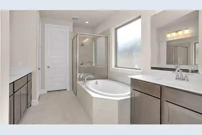 11127 Midland Hawthorn Place, Cypress, TX 77433 - Photo 5