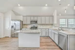 432 Pecan Landing Ln, La Marque, TX 77568 - Photo 9