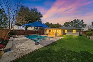 6427 Waltway Dr, Houston, TX 77008 - Photo 37