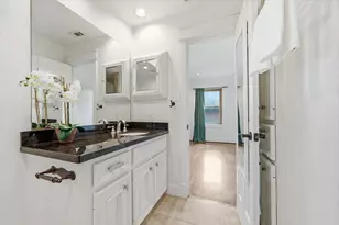 6427 Waltway Dr, Houston, TX 77008 - Photo 25