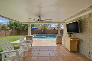 6427 Waltway Dr, Houston, TX 77008 - Photo 15