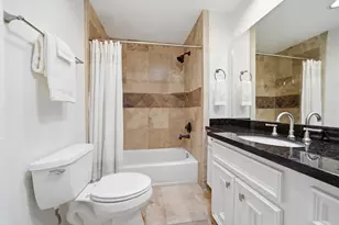 6427 Waltway Dr, Houston, TX 77008 - Photo 29