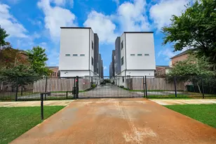 5905 Fairdale Ln, Houston, TX 77057 - Photo 3