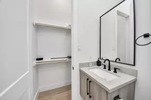 5905 Fairdale Ln, Houston, TX 77057 - Photo 7