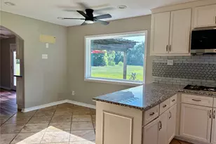 12421 Roy Rd, Brookside, TX 77581 - Photo 13