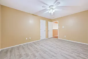 914 Chase Creek Cir, Bacliff, TX 77518 - Photo 29