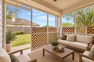 914 Chase Creek Cir, Bacliff, TX 77518 - Photo 3