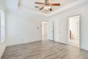 914 Chase Creek Cir, Bacliff, TX 77518 - Photo 19