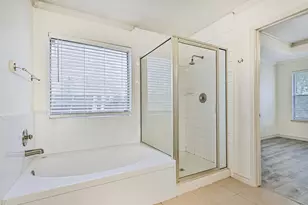 914 Chase Creek Cir, Bacliff, TX 77518 - Photo 21