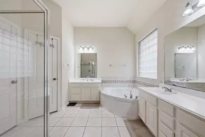 3331 Lost Maple Forest Court, Houston, TX 77345 - Photo 25