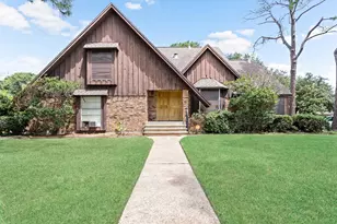 8600 Stonegate Ct, Port Arthur, TX 77642 - Photo 1