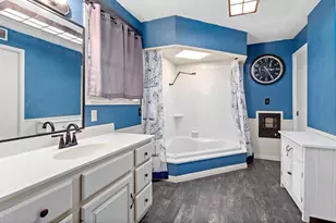 8600 Stonegate Ct, Port Arthur, TX 77642 - Photo 19