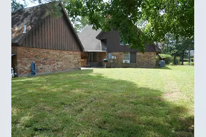 8600 Stonegate Court, Port Arthur, TX 77642 - Photo 29