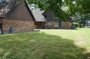 8600 Stonegate Ct, Port Arthur, TX 77642 - Photo 29