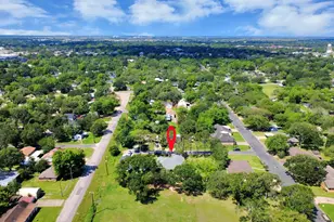 706 Clara Ave, El Campo, TX 77437 - Photo 9