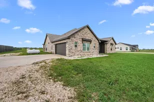 15769 County Rd 272, East Bernard, TX 77435 - Photo 3