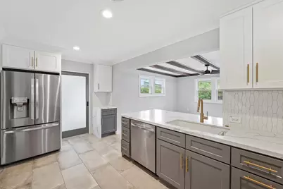 4614 Carleen Road, Houston, TX 77092 - Photo 11
