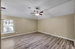 14 Bay Chapel Ct, The Woodlands, TX 77385 - Photo 17