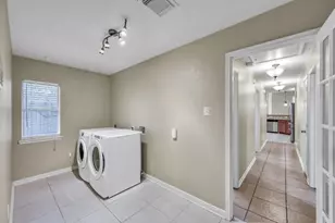 14 Bay Chapel Ct, The Woodlands, TX 77385 - Photo 29