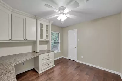 14 Bay Chapel Court, The Woodlands, TX 77385 - Photo 23
