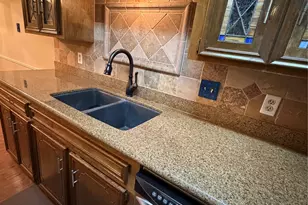 801 6th St N, Texas City, TX 77590 - Photo 7