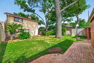 8006 Oakwood Forest Dr, Houston, TX 77040 - Photo 37