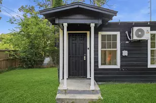 8034 Record St, Houston, TX 77028 - Photo 3