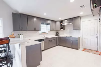 1328 County Road 3540, Cleveland, TX 77327 - Photo 3