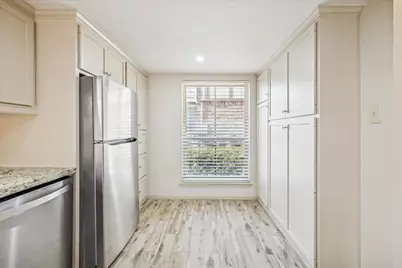 14703 Barryknoll Lane #25, Houston, TX 77079 - Photo 5