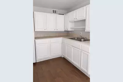 1901 40th Street #3, Galveston, TX 77550 - Photo 9