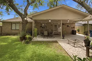 7415 Goldfinch Dr, Humble, TX 77396 - Photo 17