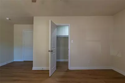4311 Fallen Oaks Drive, Houston, TX 77091 - Photo 17