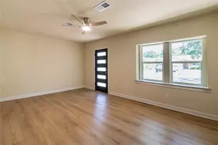 4311 Fallen Oaks Dr, Houston, TX 77091 - Photo 15