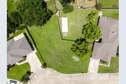 107 Cliffbrook Lane, Cleveland, TX 77327 - Photo 33