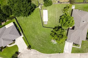 107 Cliffbrook Ln, Cleveland, TX 77327 - Photo 33